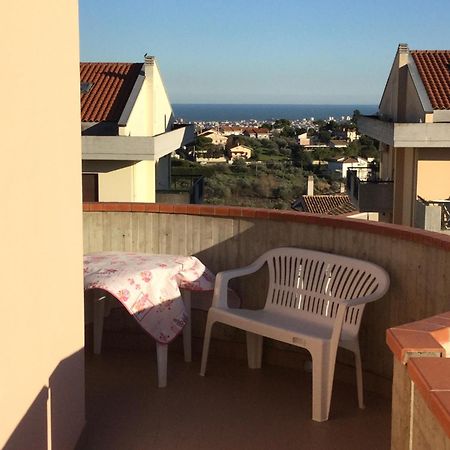 B&B Mirella Città Sant'Angelo Exterior foto